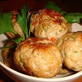 Котлеты из Полбы ТМ «Алтайская сказка» под грузинским соусом. Котлеты из Полбы ТМ «Алтайская сказка» под грузинским соусом.